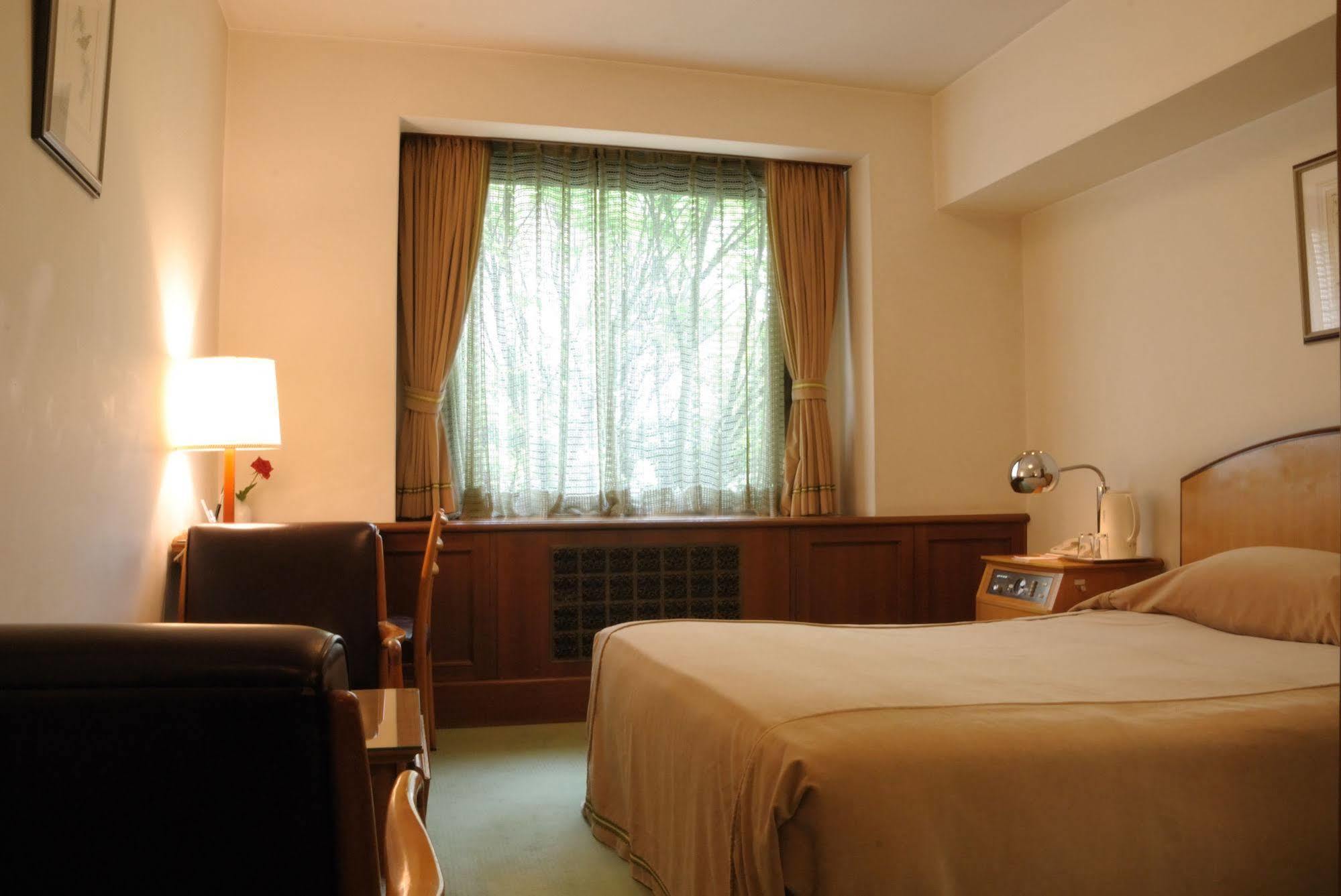 Hilltop Hotel Токіо Екстер'єр фото